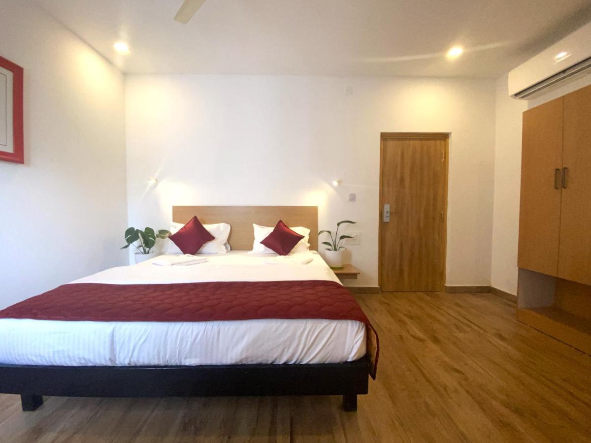 Hotel Bluestone Srikalahasti Luaran gambar